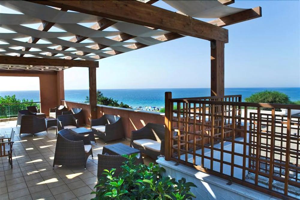 Hotel Club Ravezzo Lido Marini Exterior photo